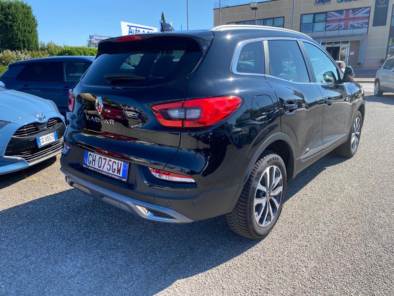 22711001_O_bx8n31546soua