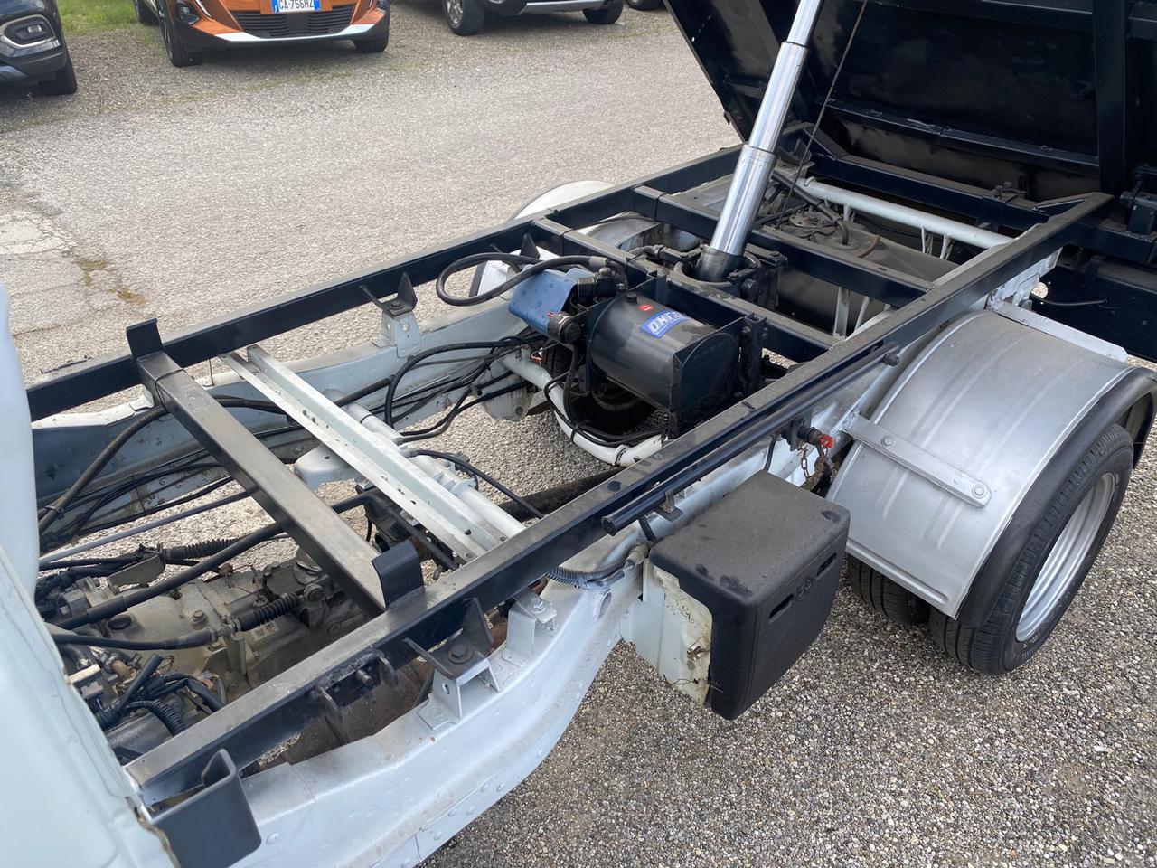 23013072_O_ezt3sa75pg1m9