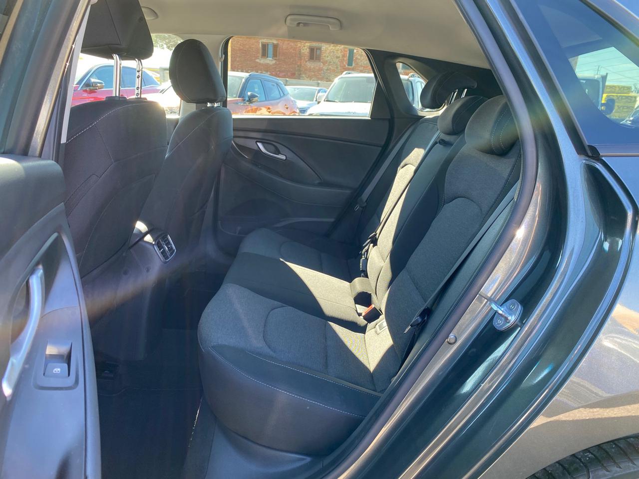 23047980_O_4ixm2hv5b7dlz