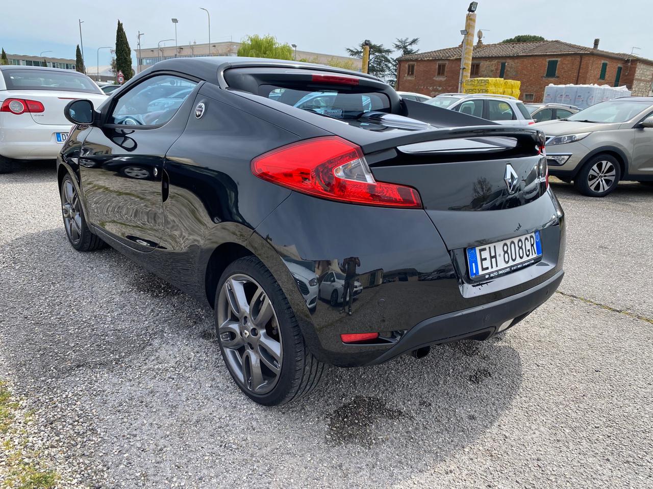 23422106_O_s82nbkywj4dxm