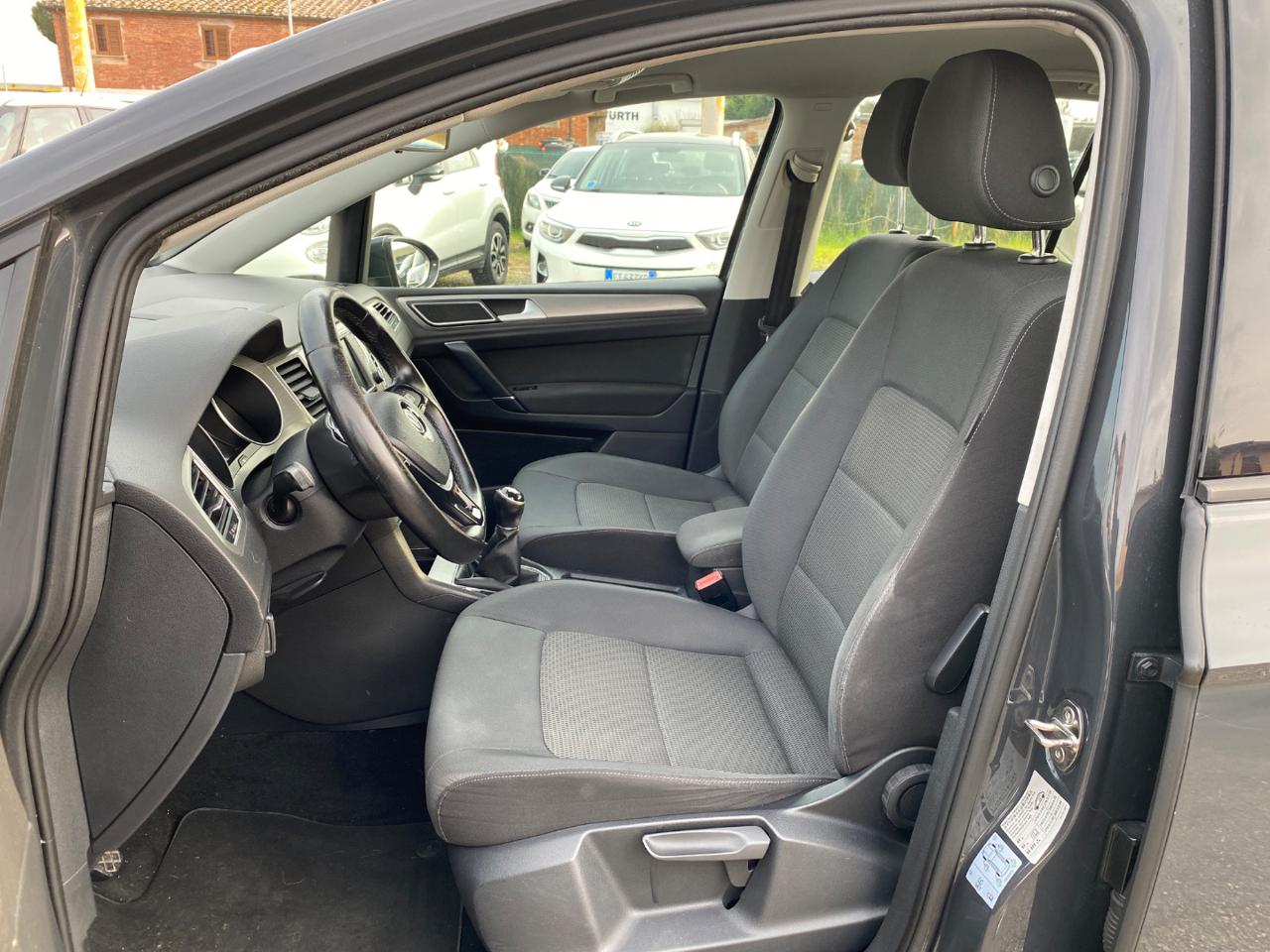 23427752_O_xlpdvtuio3sj5